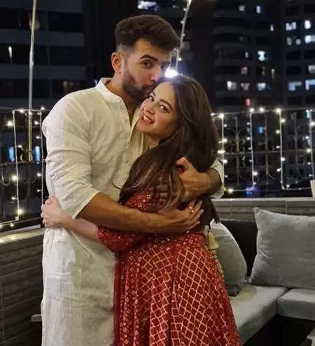 क्या जय भानुशाली और माही विज का रिश्ता खत्म? जानें उनके अलग होने की वजह!