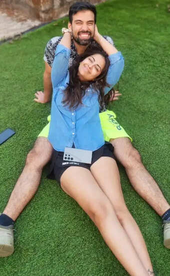 अविका गोर ने पति मिलिंद के जन्मदिन पर प्यार भरा संदेश दिया, जानें क्या लिखा!