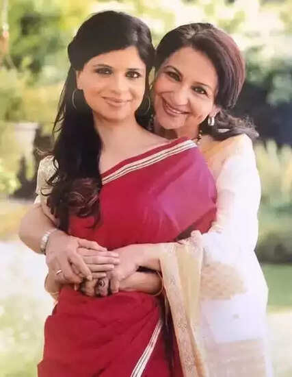 शर्मिला टैगोर के जन्मदिन पर सितारों ने दी शुभकामनाएं, जानें उनके करियर की खास बातें!