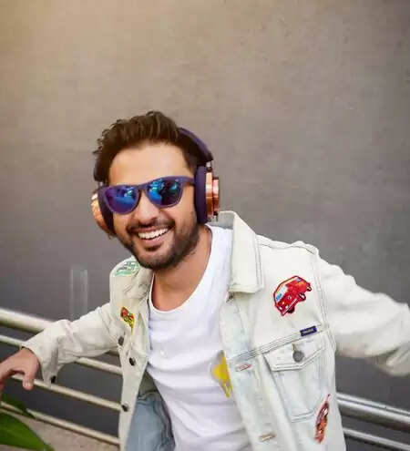 क्या है वत्सल सेठ की नई फिल्म &lsquo;हैप्पी बर्थडे जोशी&rsquo; में एआई का जादू?