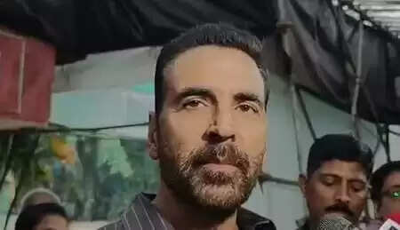 अक्षय कुमार की वोटिंग अपील: मुंबई के असली हीरो बनने का समय!