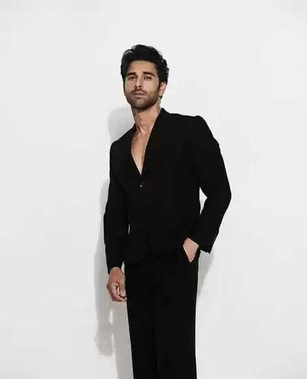 क्या पुलकित सम्राट का भविष्य है ऐतिहासिक किरदार में? ज्योतिषी ने किया बड़ा खुलासा!