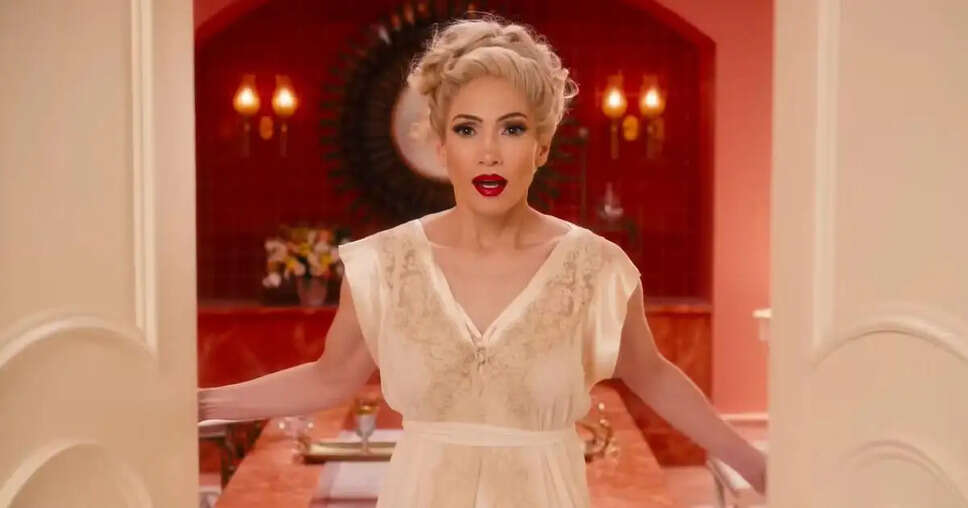 Kiss of the Spider Woman: A Journey of Transformation and Resistance