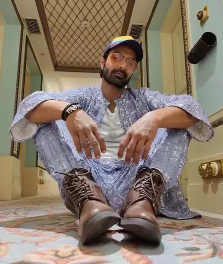 क्या आप जानते हैं पीयूष मिश्रा और अश्मित पटेल की अनकही कहानियाँ?