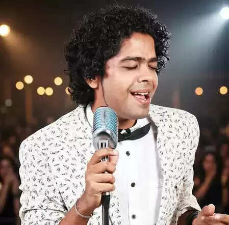 नरेश अय्यर: कैसे एक रियलिटी शो ने उन्हें बनाया एआर रहमान का पसंदीदा गायक?