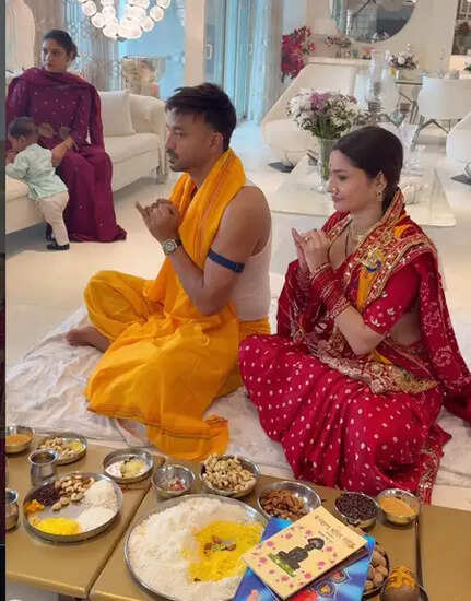 अंकिता लोखंडे ने भक्तामर पूजा में पति विक्की जैन के साथ साझा की भावनाएं