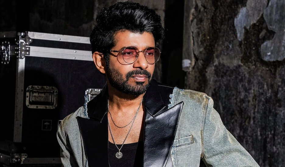 विनीत कुमार सिंह की मुख्य भूमिका में 'शक्ति शालिनी' का आगाज़