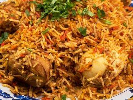कैंसर के ऑपरेशन से पहले मरीज मंगवाया खाना डॉक्टरों ने की इच्छा पूरी
