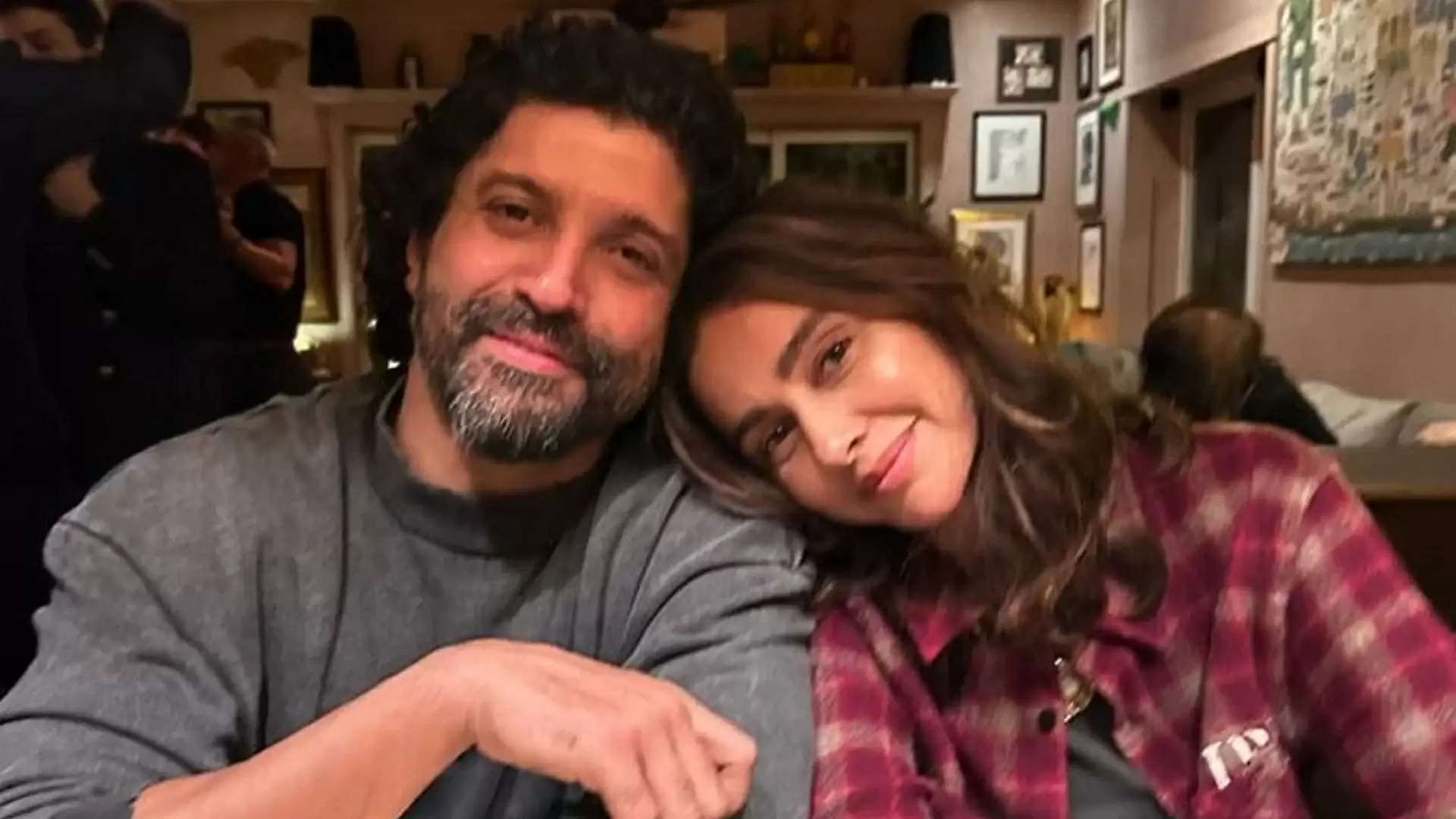 Farhan-Shibani को मिलते थे Love Jihad के ताने, शादी के 24 घंटे बाद ही लेनी पड़ी थेरेपी