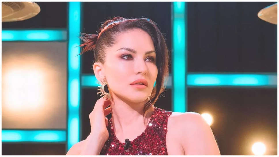 'सनी' नाम सुनकर आगबबूला हो उठीं थीं Sunny Leone की मां, करनजीत कौर वोहरा जब बनी थी एडल्ट इंडस्ट्री की क्वीन