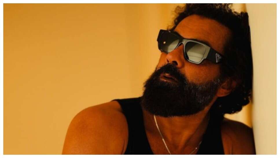 Bobby Deol: &lsquo;एनिमल&rsquo; की रिलीज से पहले बॉबी देओल को बड़ा झटका, नेटफ्लिक्स ने इसलिए रोक दी नई फिल्म की रिलीज