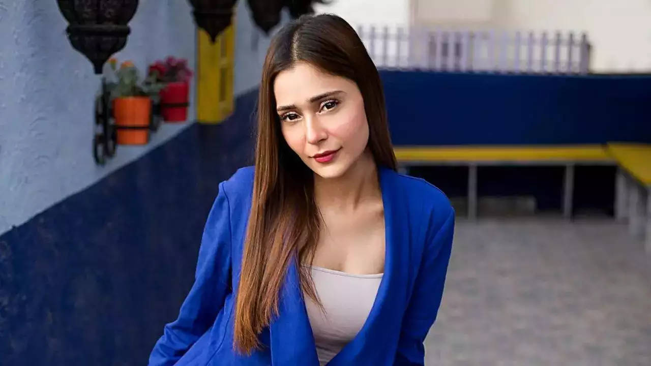 Sara Khan: 'गिल्ट 3' में अदाकारी का जलवा दिखाती नजर आएंगी सारा खान, अपने किरदार पर कही यह बात