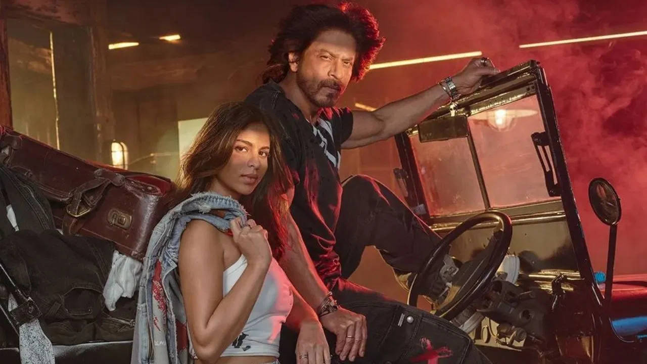 'किंग' से Shah Rukh Khan की नई झलक आई सामने, स्पेन से वायरल हो रही इस फोटो ने काटा गदर