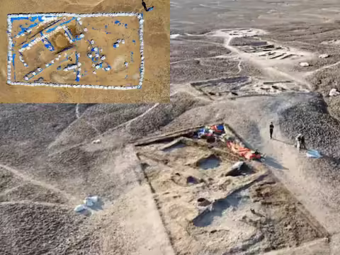 मनुष्य ने जंगलों से शहरों और चाँद तक का लंबा सफर तय किया है और इसमें हजारों साल लग गए हैं। जब हम पीछे मुड़कर देखते हैं तो यह सब बहुत रोमांचक लगता है। यही कारण है कि मनुष्य हमेशा से अपनी जड़ों की खोज करता रहा है। सभ्यता के विकास से लेकर उन चीजों के आविष्कार तक के सवालों के जवाब जो अब हमारे जीवन का अहम हिस्सा बन चुके हैं।  इस कार्य में पुरातत्वविद महत्वपूर्ण भूमिका निभाते हैं, जो दुनिया के विभिन्न हिस्सों से मानव पूर्वजों से जुड़ी वस्तुओं का पता लगा रहे हैं। अब भी ऐसी ही एक खोज चर्चा का विषय बन रही है। पुरातत्वविदों की एक टीम ने लगभग 5000 साल पहले स्थापित एक मधुशाला की खोज की है। यह खोज दक्षिणी इराक में नसीरियाह शहर के उत्तर-पूर्व में लगाश के खंडहरों में की गई थी। सुमेरियन सभ्यता की दृष्टि से यह एक महत्वपूर्ण नगर माना जाता है।  5000 साल पहले एक रेफ्रिजरेटर आधुनिक फ्रिज के समान था शहर को अल हिबा कहा जाता था, खुदाई के दौरान कई ऐतिहासिक वस्तुएं मिली हैं। इस बार इतालवी और अमेरिकी पुरातत्वविदों की एक टीम को जो मिला है वह एक बड़ा क्षेत्र है। बेंच, खाना पकाने के ओवन और समकालीन मछली की हड्डियाँ भी यहाँ मिली हैं। जिस बात ने मुझे सबसे ज्यादा प्रभावित किया वह यह थी कि यह एक आधुनिक फ्रिज की तरह एक प्राचीन संरचना थी। इसका इस्तेमाल खाने को ठंडा रखने के लिए किया जाता था। टीम के प्रोजेक्ट डायरेक्टर हॉली पिटमैन के मुताबिक, 'यहां एक रेफ्रिजरेटर और खाना परोसने के लिए सैकड़ों बर्तन मिले हैं। फ्रिज के ठीक पीछे बैठने के लिए बेंच और खाना पकाने के लिए ओवन भी है।  बीयर का फार्मूला भी मिला उनके अनुसार यह स्थान कोई घर नहीं बल्कि एक सामूहिक स्थान था, जहाँ लोग खाने-पीने आया करते थे। ऐसे में पुरातत्वविदों की टीम ने इसे सराय बताया है और यह भी बताया है कि सुमेरियन सभ्यता के लोग बीयर पीना पसंद करते थे. खुदाई के दौरान उन्हें बीयर की रेसिपी भी मिलीं, जो पत्थर पर लिखी हुई थीं। इस स्थान पर 2019 से खुदाई चल रही है और पुरातत्वविदों को नई वस्तुएं मिल रही हैं।