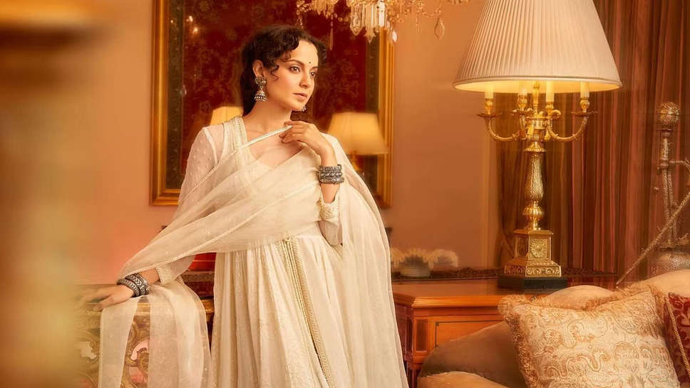 Kangana Ranaut: भाजपा का टिकट मिलते ही एक्शन में आईं कंगना रणौत, कांग्रेस को बताया भगावह पार्टी