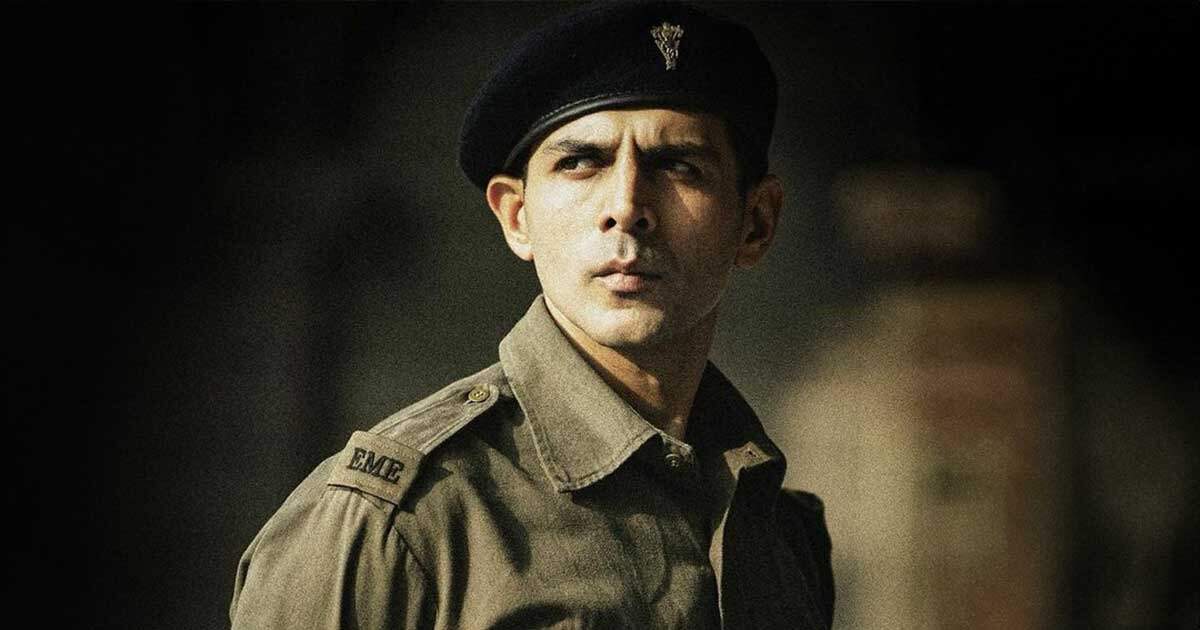 सुपरहिट की राह में