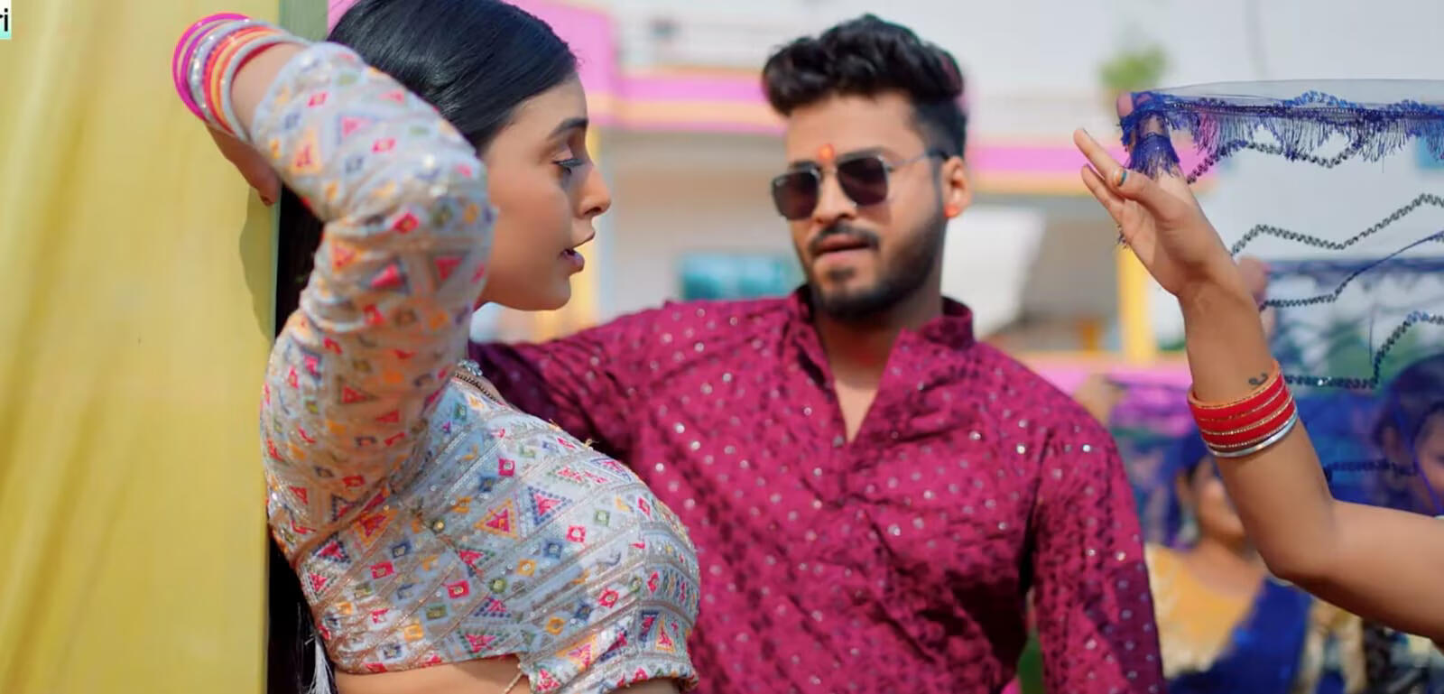 खुशी कक्कड़ का नया भोजपुरी गाना 'जसही लगवनी ओठललिया' रिलीज, काजल की अदाओं ने लूटा फैंस का दिल