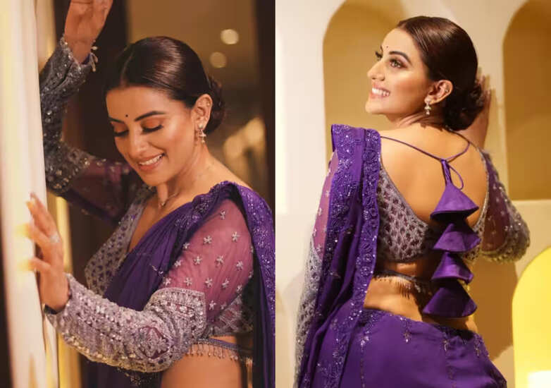 भोजपुरी एक्ट्रेस अक्षरा सिंह ने साड़ी में दिखाई अदाएं, तस्वीरें देख लोग बोले-'क्या खूब लगती हो'