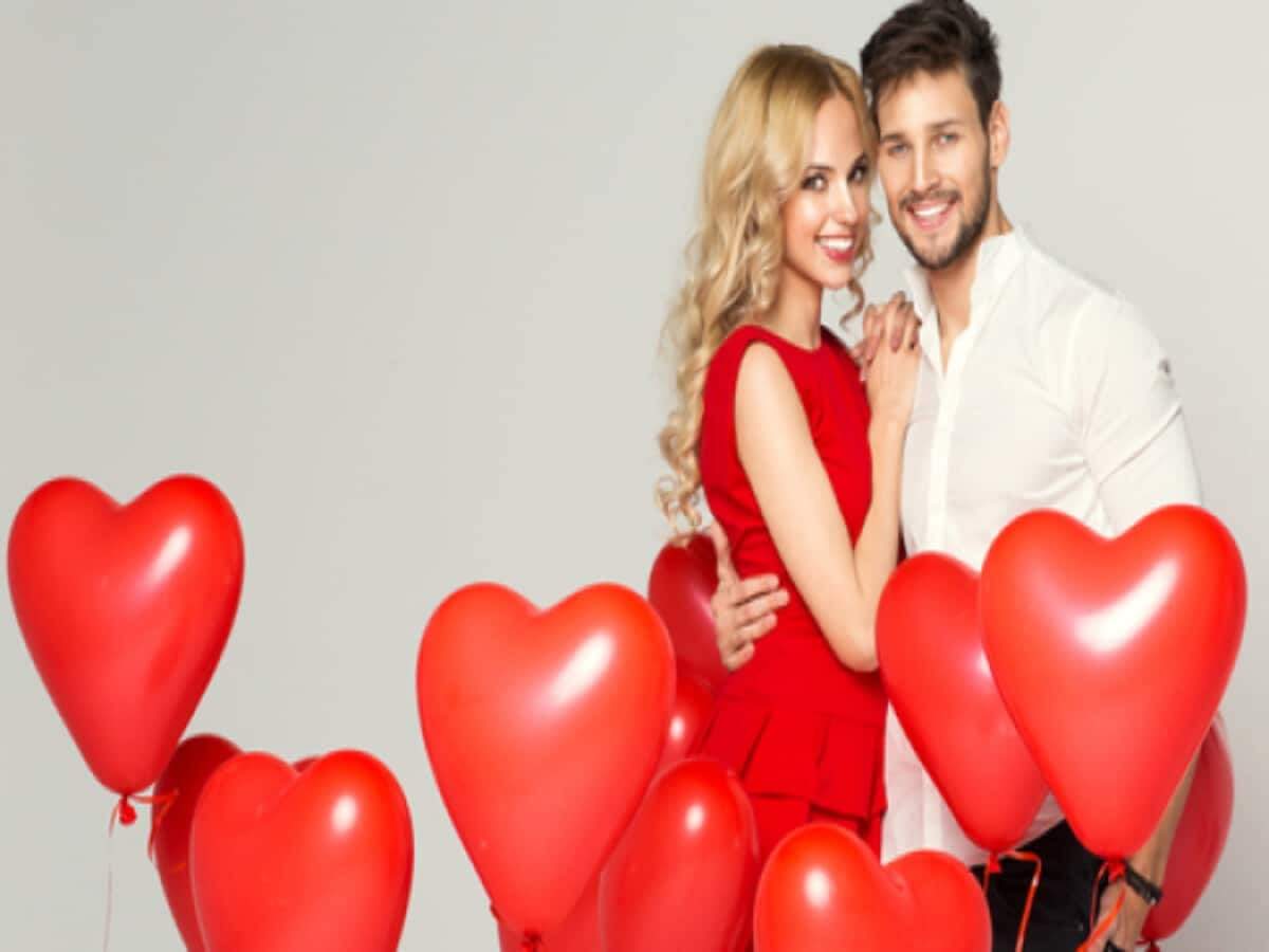 Happy Valentines Day 2024: पति-पत्नी एक दूसरे के लिए वैलेंटाइन डे को बनाएं खास, अपनाएं ये 4 प्यारे तरीके